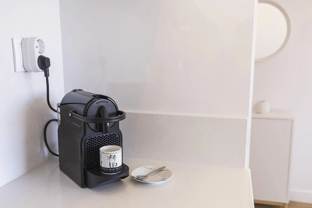Lovelystay - Light & Comfy Flat Lisbona 0*,  Portogallo